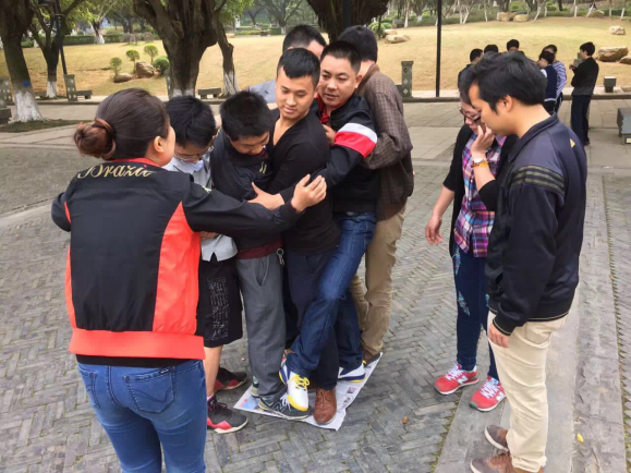 八块钱网""