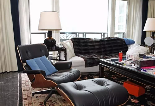 EAMES LOUNGE CHAIR