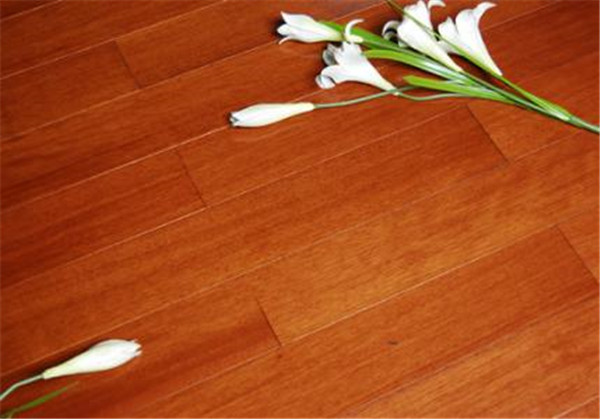复合地板铺设质量标准是什么？