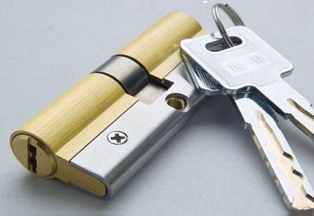 防盗门锁芯可以自己换吗？防盗门锁芯更换注意些什么？