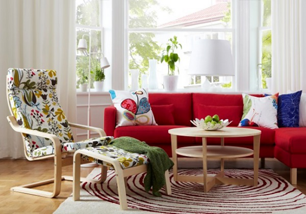 红色家具如何与窗帘等家饰搭配